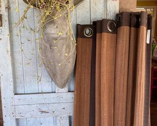 Screen porch off kitchen 