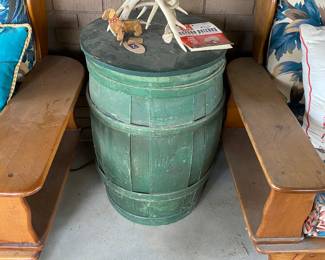 Screen porch off kitchen 