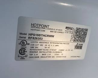 Hotpoint refrigerator - smaller size but works great
