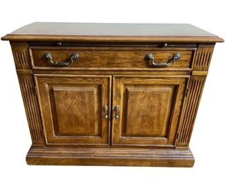 Hibriten Side Board Division Of Bernhardt