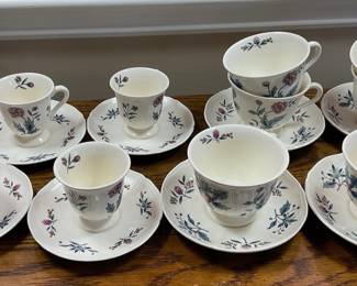 WEDGWOOD Williamsburg Potpourri - 4 Demitasse Cups & Saucers, 6 Regular Cups & 4 Saucers