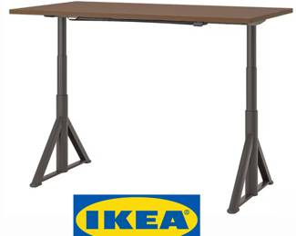 Power ADJUSTABLE Work Table $195 or bid #47