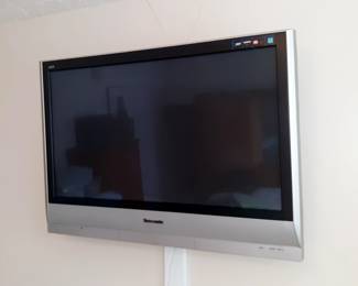 Panasoninc 36" flat screen TV