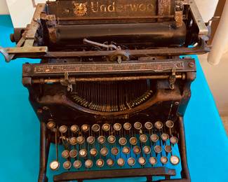 Vintage Typewriter 