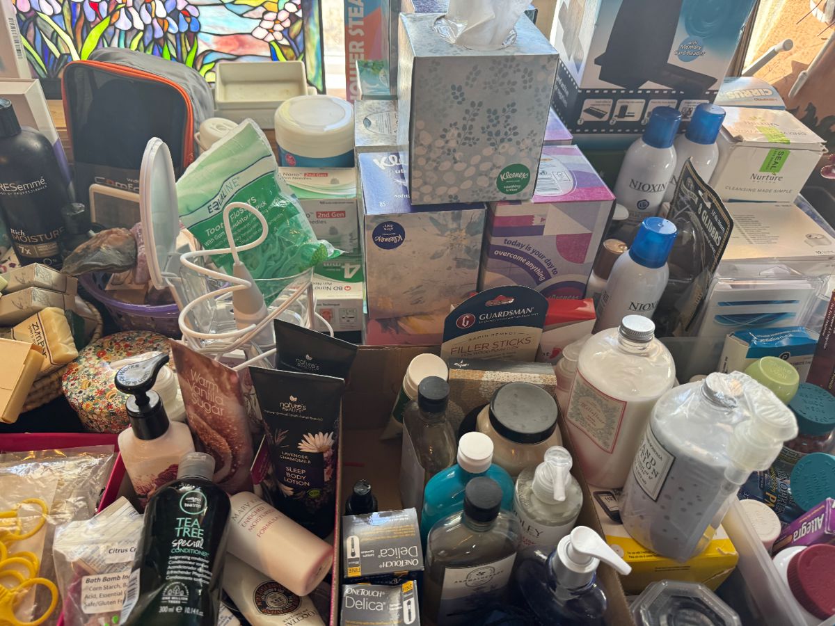 Nice and Fabulous St. Bonifacius Estate Sale starts on 3/16/2024