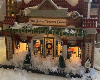 Dept 56 Mrs Stover’s Bungalow Candies, Retired