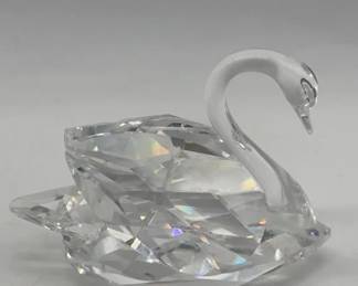 Swarovski Crystal Swan 2”