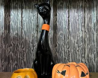 Haeger pottery (on right) other pieces are unmarked.