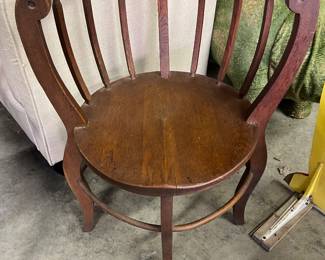 Round chair