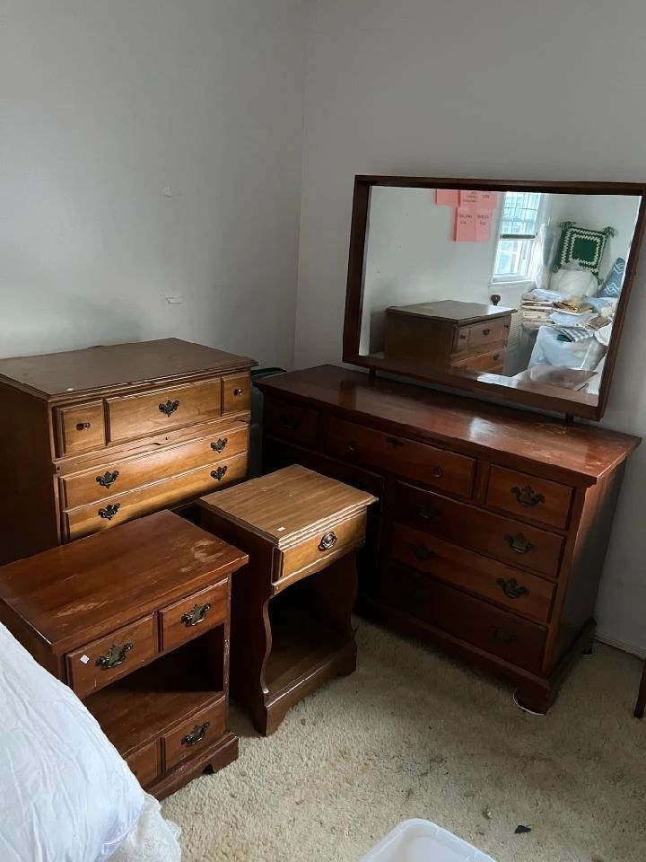 JUNK CHICK blowout Estate Sale North Haledon starts on 3/1/2024