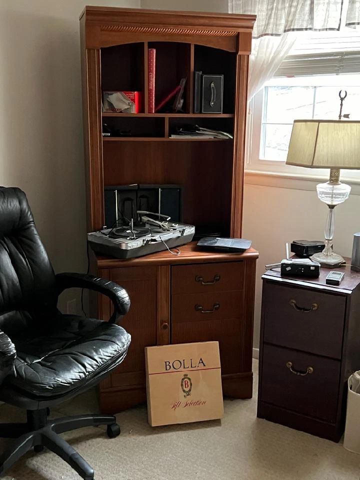 JUNK CHICK blowout Estate Sale North Haledon starts on 3/1/2024