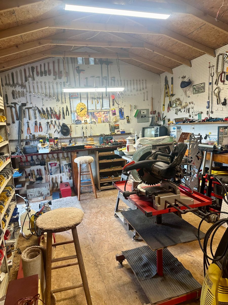 TOOLS OF THE TRADE! METAIRIE ESTATE SALE starts on 3/2/2024