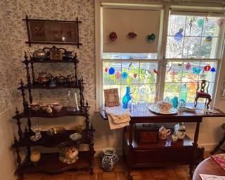 Dining Room
Sun catchers, leaded glass, luaterware
Butlers cart/ trolley