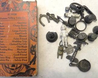 Vintage Fortune Telling Set Favor Cake