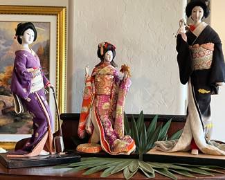Vintage Asian Dolls