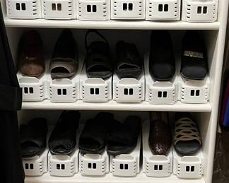 Women's Clothing, Shoes, Purses, Scarves