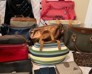 Women's Clothing, Shoes, Purses, Scarves