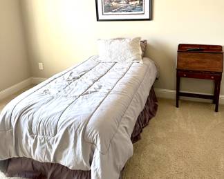 Twin bed