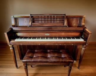 Vintage WURLITZER Piano $350 or bid #44