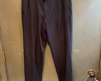 Perry Ellis slim fit dress pants (black). size 33x30.
73% polyester 27% rayon.