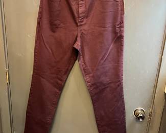 NYDJ Purple legging pants. Size 14.