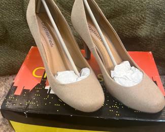 City Classified heels. Size 7.5.