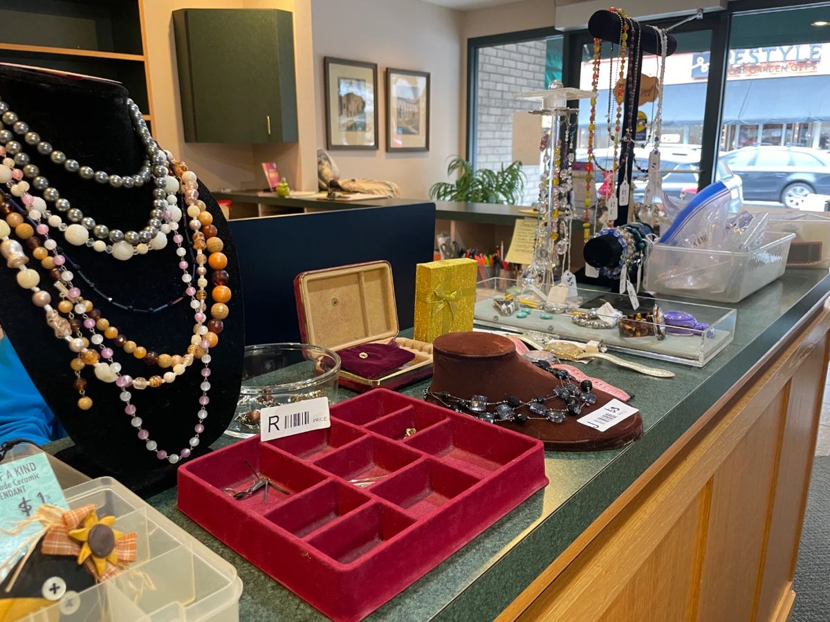 Beehive Sale! (QBO) in Corvallis, OR starts on 3/1/2024