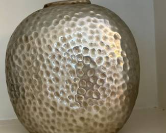 Metalic glass vase