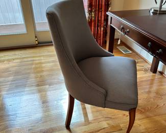 Barrel Back side chair