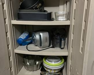 Bakeware and cookware