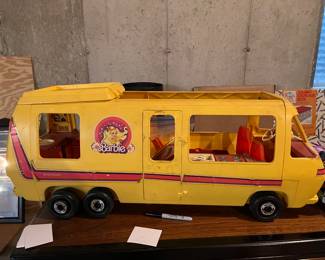 Vintage Barbie Star Traveler camper
