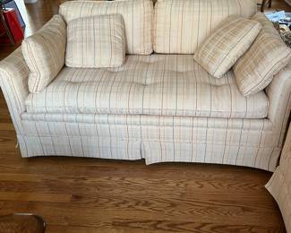 Hickory Furniture / Kaylyn High Point, NC vintage love seat with single cushion - matching full length sofa available too