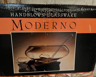 Moderno punch bowl set