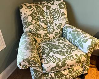 Cute upholstered chair