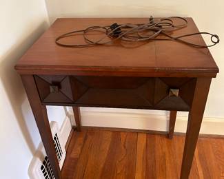 SEWING MACHINE AND CABINET