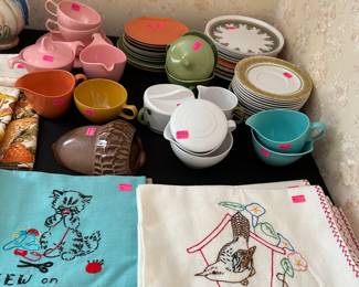 VINTAGE TOWELS AND DISHES
