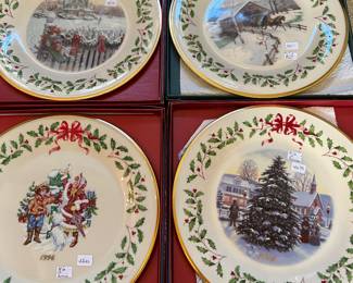 LENOX HOLIDAY PLATES