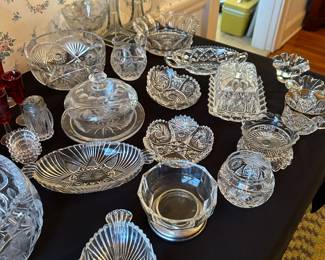 LARGE SELECTION OF CRYSTAL