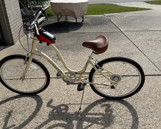Townie by Electra Bicycle Co.