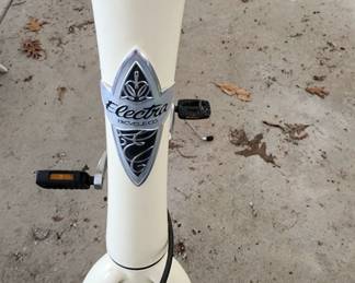 Townie by Electra Bicycle Co.