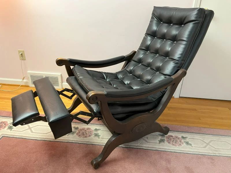 35 MCM Stansberry Leather Rocking Recliner Lounge Chair Extendedmin