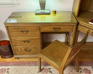 35 Drexel Desk Chairmin