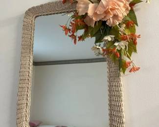 35 Hibiscus Decorative Wicker Mirrormin