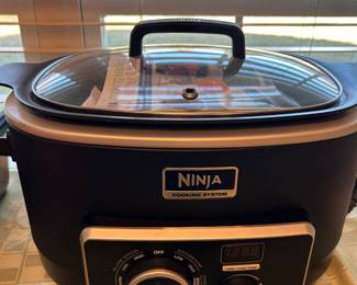 Ninja 4 in 1 cooking system 6 Qt. 