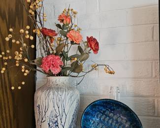 Vase and bowl decorative