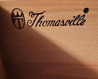 Thomasville Vintage Bedroom Furniture