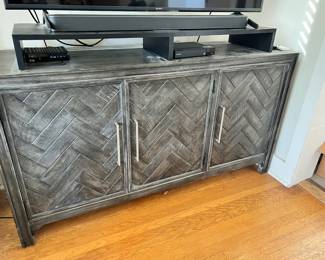  3 Door Accent Cabinet with Weaved Wood Pattern