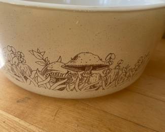 Pyrex Forest Fancies Casserole Dish 