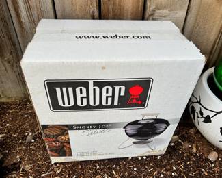 Weber Smokey Joe Charcoal Grill 
