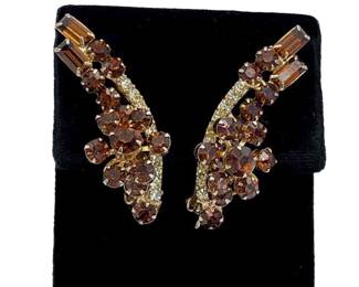 Beautiful Brown Faceted Glass Vintage Clip On Earrings
